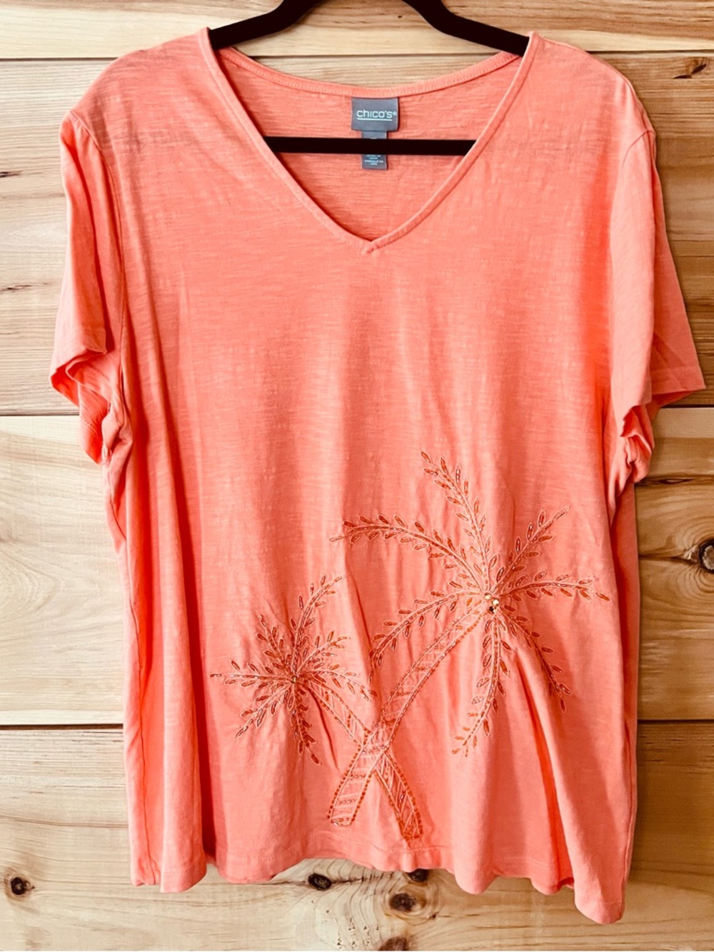Chico's Coral V-Neck Palm Embroidered Short Sleeve Tee Tropical Summer Coastal